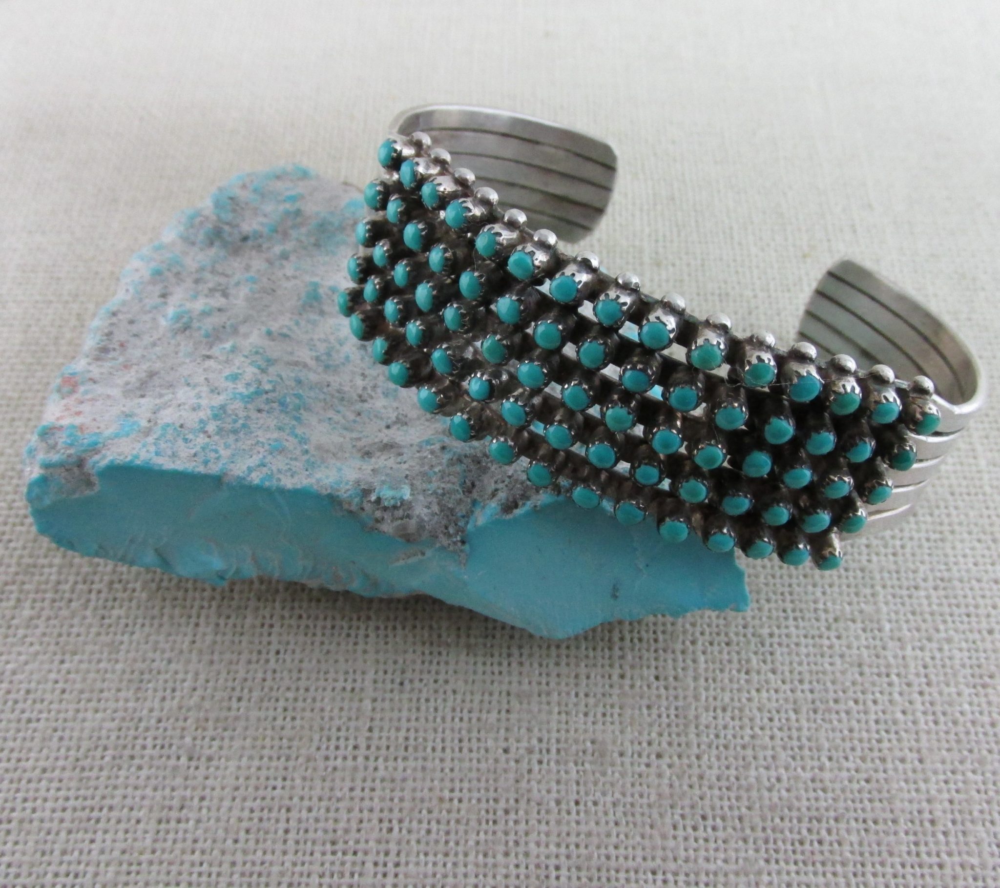 Sleeping Beauty Rough Turquoise with matching bracelet