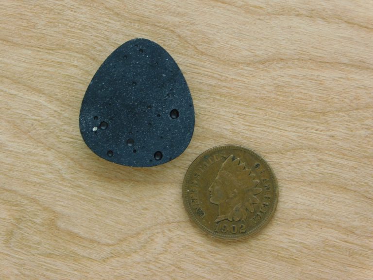 Rear Teardrop Bisbee Turquoise Cabochon with base host